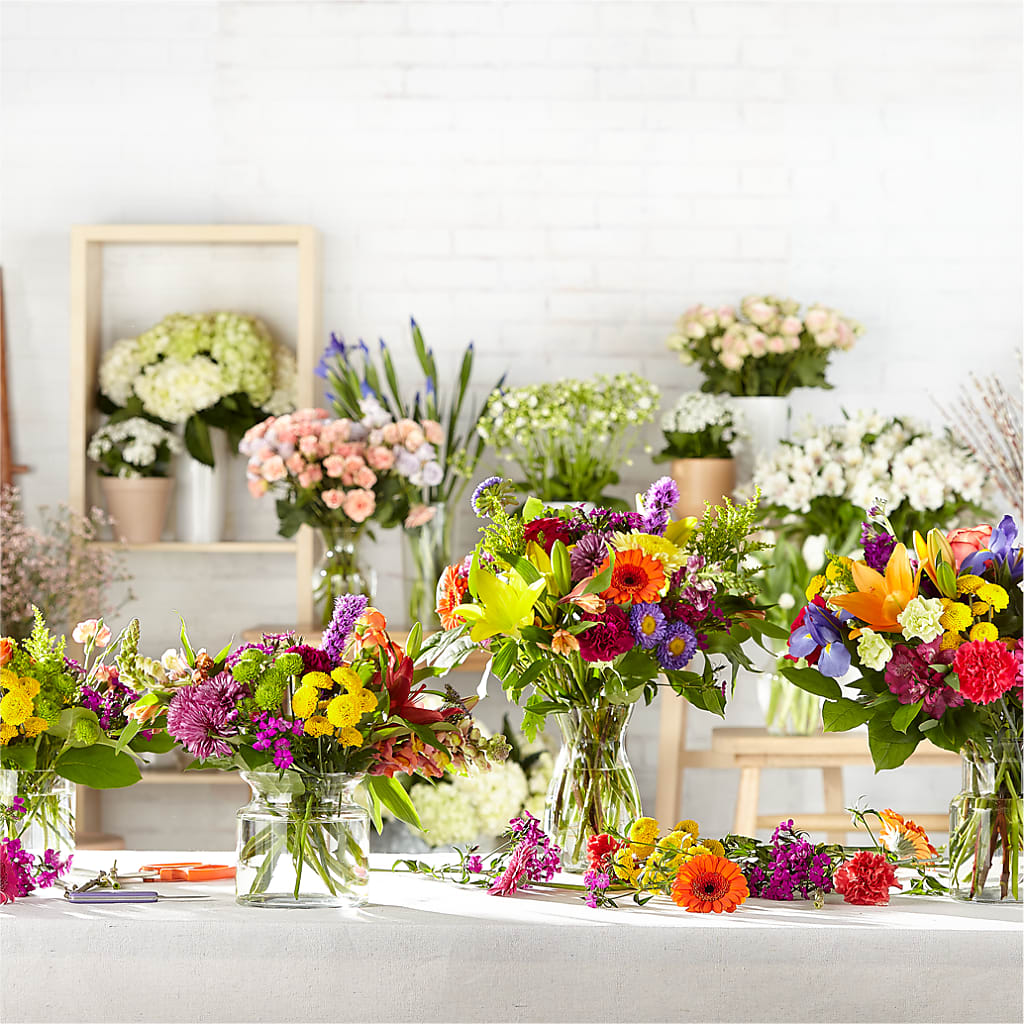Bold & Bright – A Florist Original – SHARAR'S FLORIST, La Habra CA