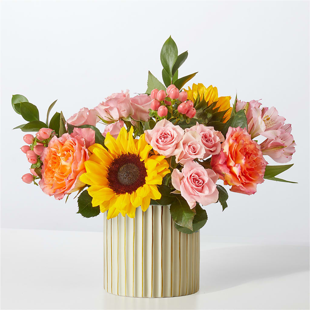 Sun's Out Bouquet – SHARAR'S FLORIST, La Habra CA