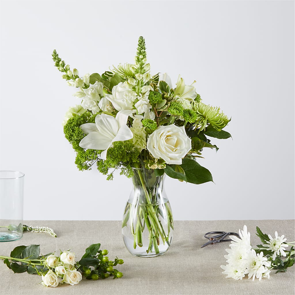 Irish Garden - A Florist Original – SHARAR'S FLORIST, La Habra CA