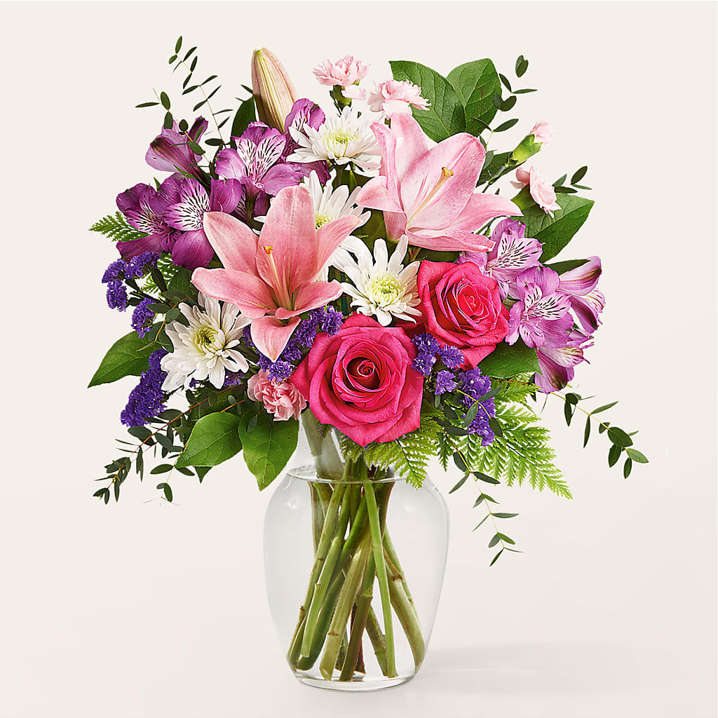 Lace & Pearls Bouquet – SHARAR'S FLORIST, La Habra CA