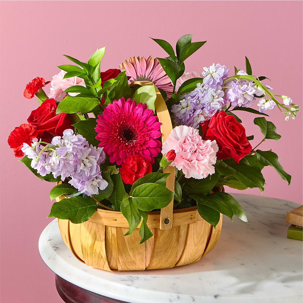 Pink Picnic Basket – SHARAR'S FLORIST, La Habra CA