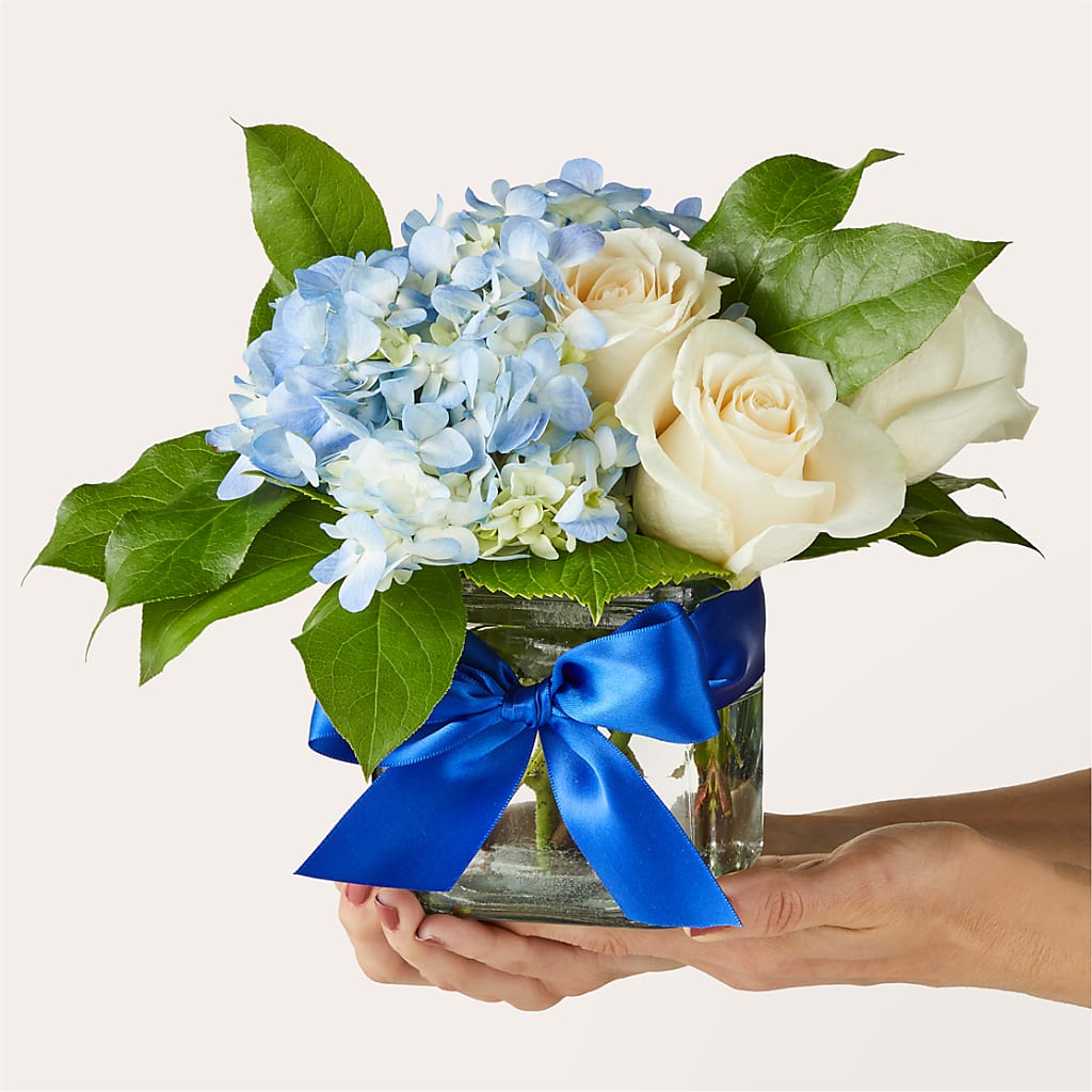 Sky Blue Delight Bouquet – SHARAR'S FLORIST, La Habra CA