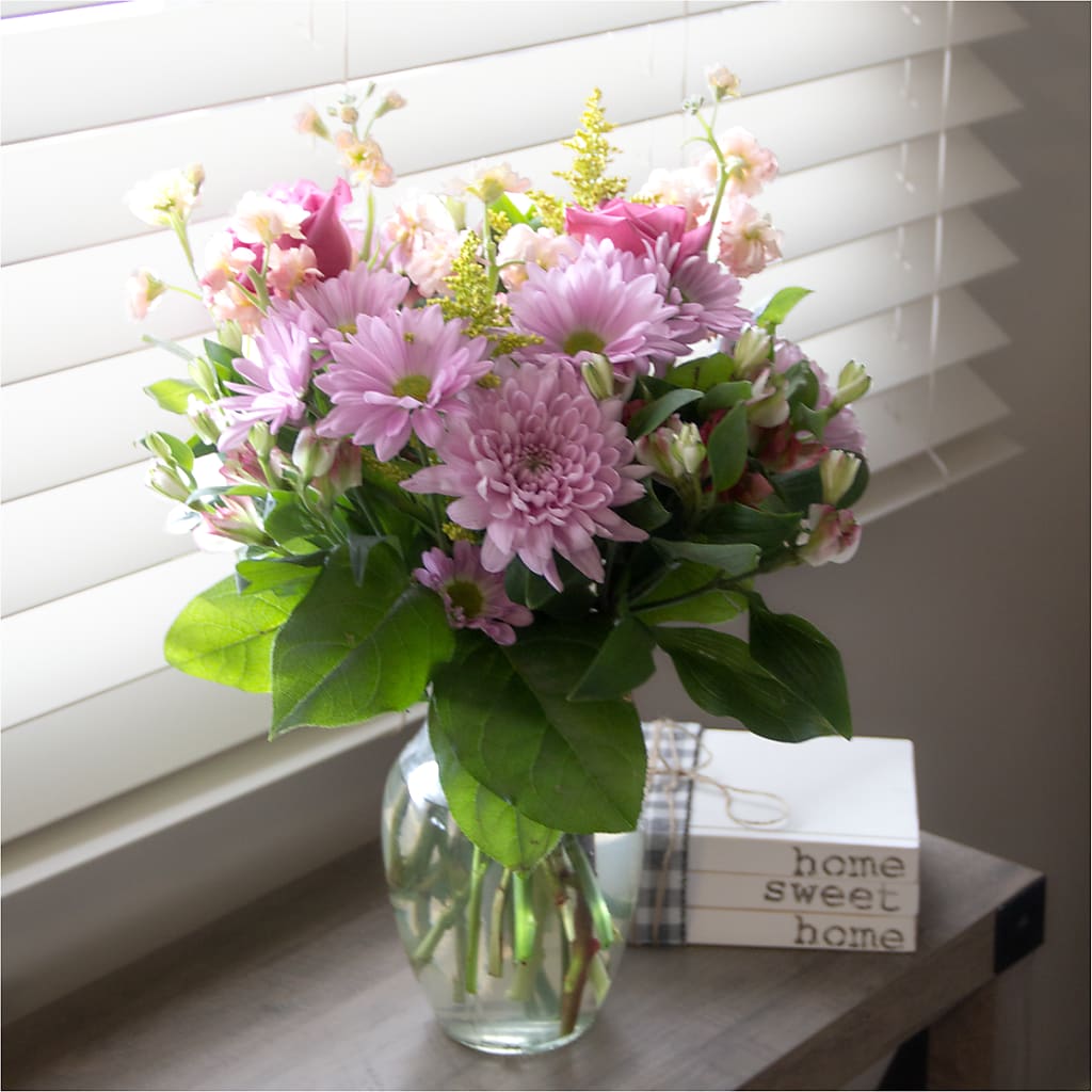 Pastel Tradition - A Florist Original – SHARAR'S FLORIST, La Habra CA