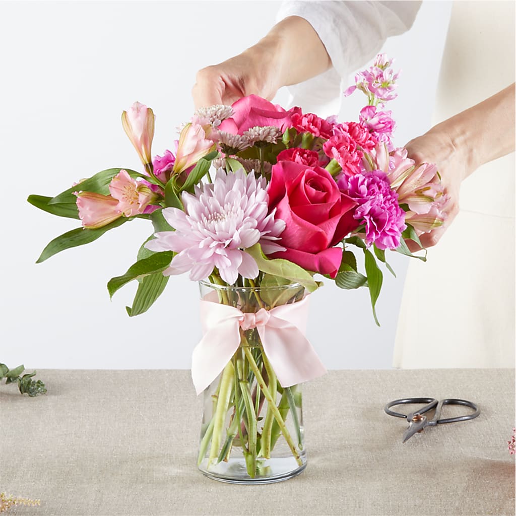 Pink Ribbon - A Florist Original – SHARAR'S FLORIST, La Habra CA