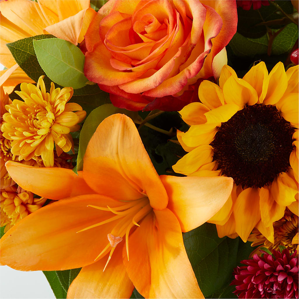 Grateful Centerpiece – SHARAR'S FLORIST, La Habra CA