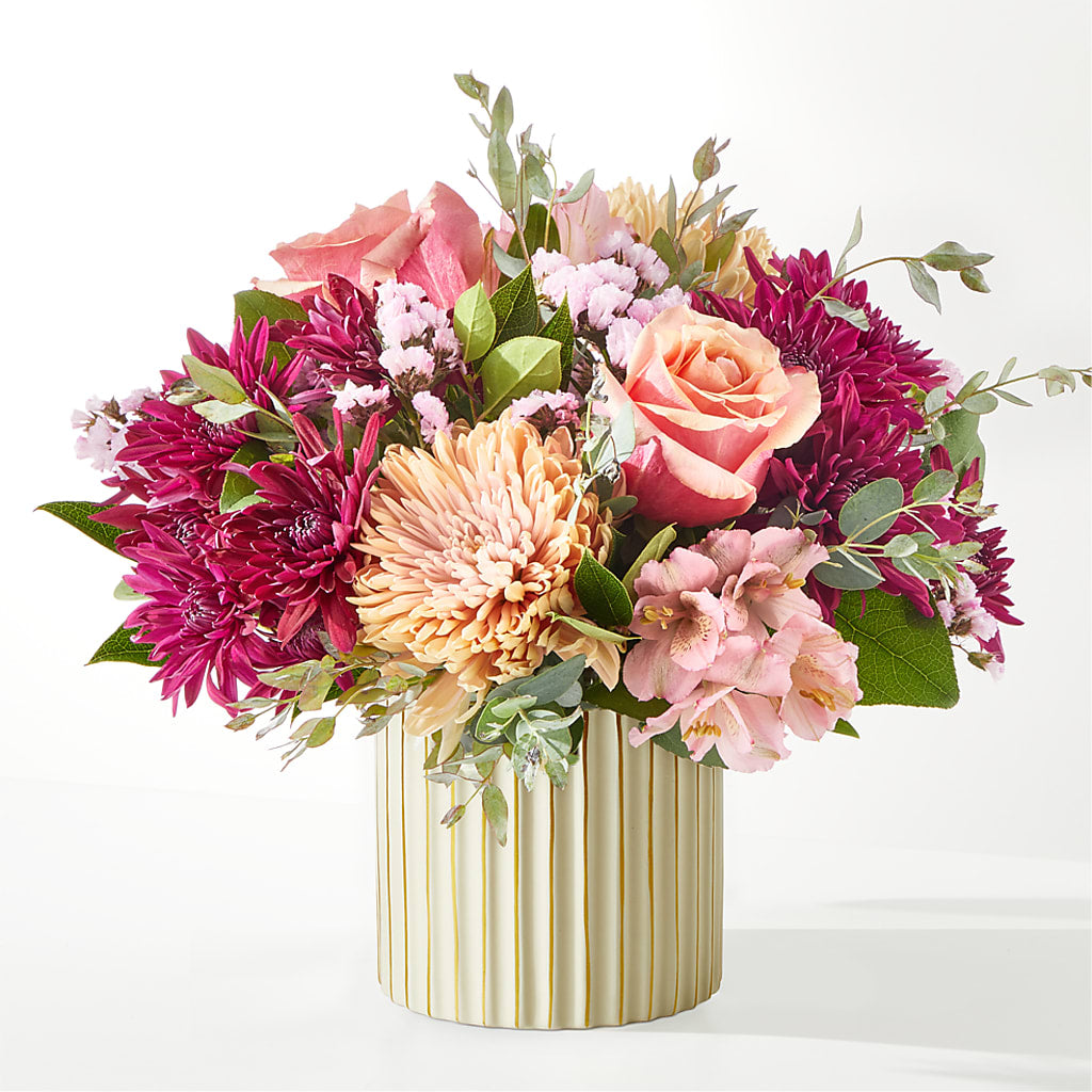 Berry Cobbler Bouquet with Ivory Vase – SHARAR'S FLORIST, La Habra CA