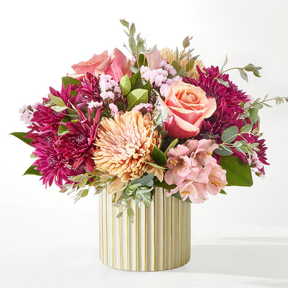 Berry Cobbler Bouquet with Ivory Vase – SHARAR'S FLORIST, La Habra CA