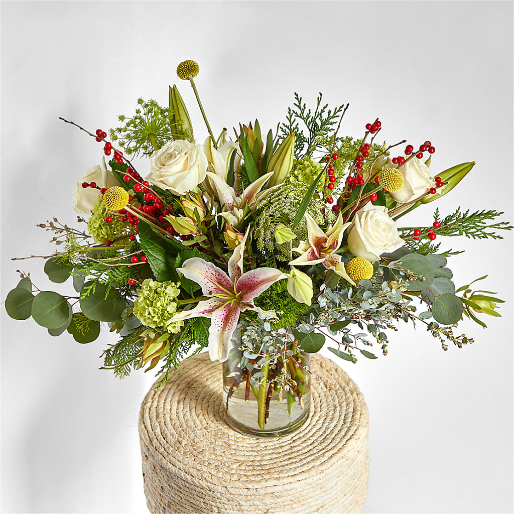 Berry & Bright Bouquet – SHARAR'S FLORIST, La Habra CA